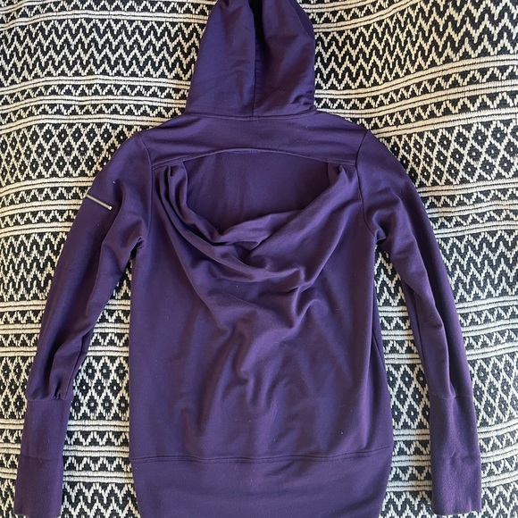 BP Born Primitive Hoodie with peek-a-boo back - Picture 2 of 8
